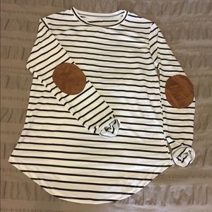 Long sleeve white/black striped w/elbow patches.